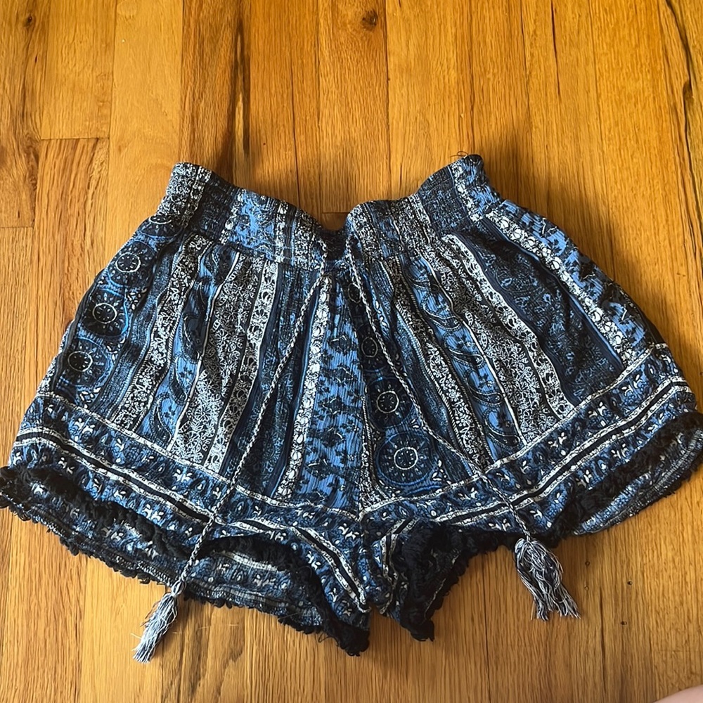 Brand: Mudd Size: M Color: Blue/pattern